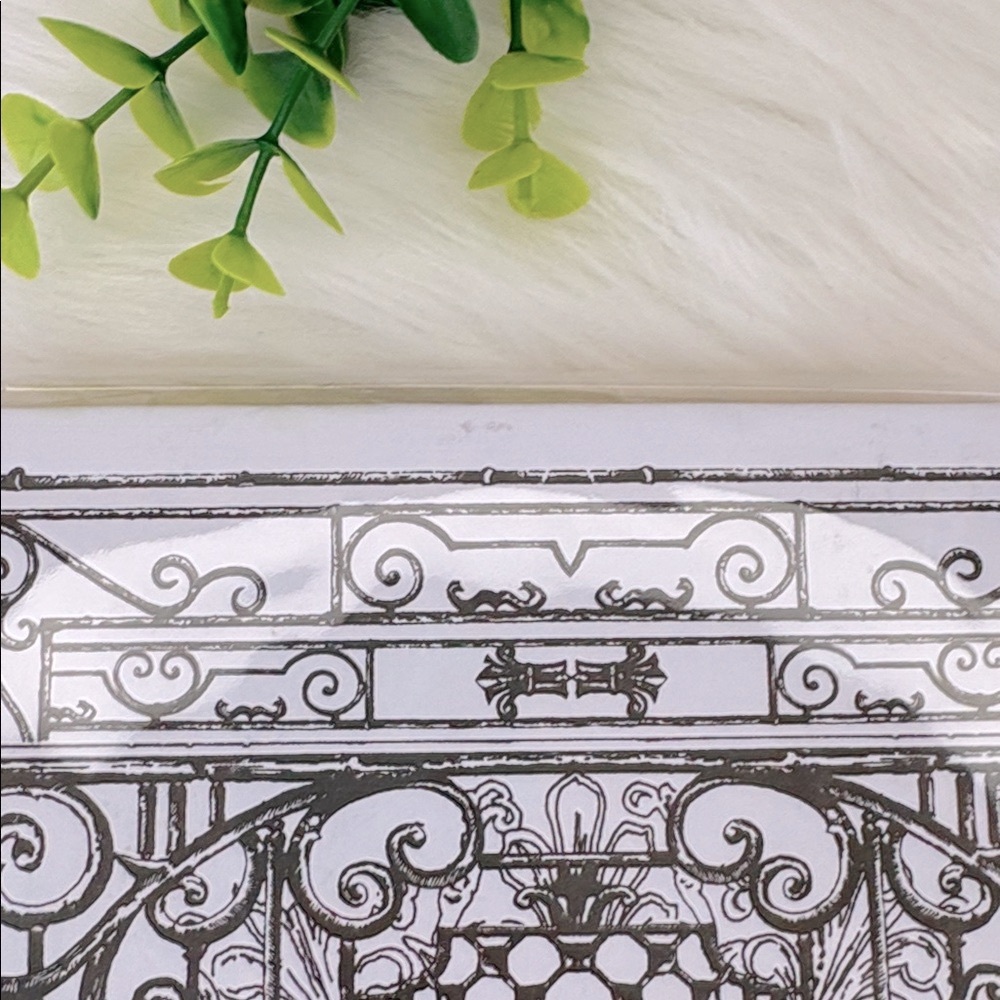 Dior Gold Star Holiday Notebook - Picture 9 of 11